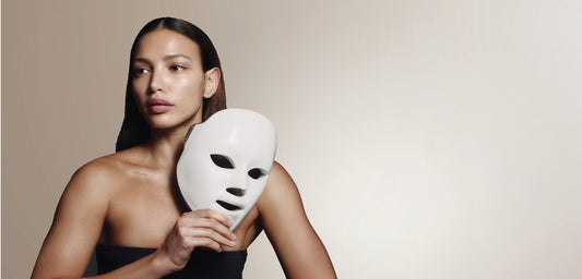 LED Wavelength Guide: What Each Light Does for Your Skin – Déesse PRO
